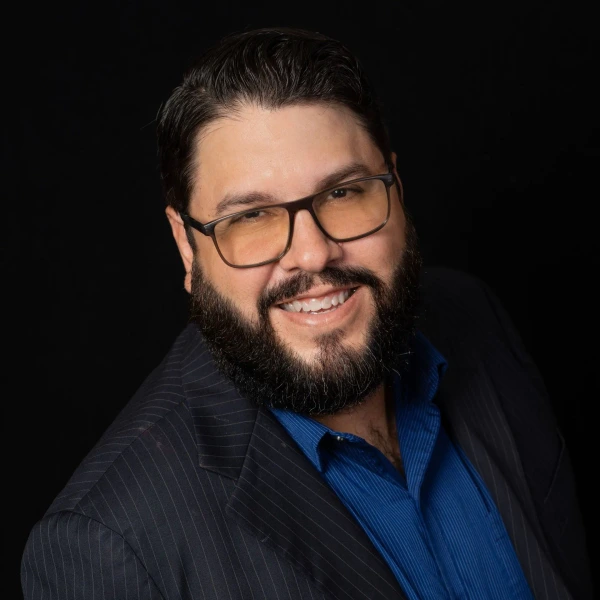 Nelson Martinez — Director de TI, Casa de Venezuela Orlando