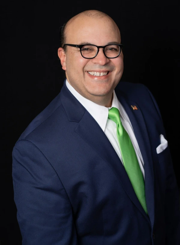 Vicente Perez — Legal Director, Casa de Venezuela Orlando